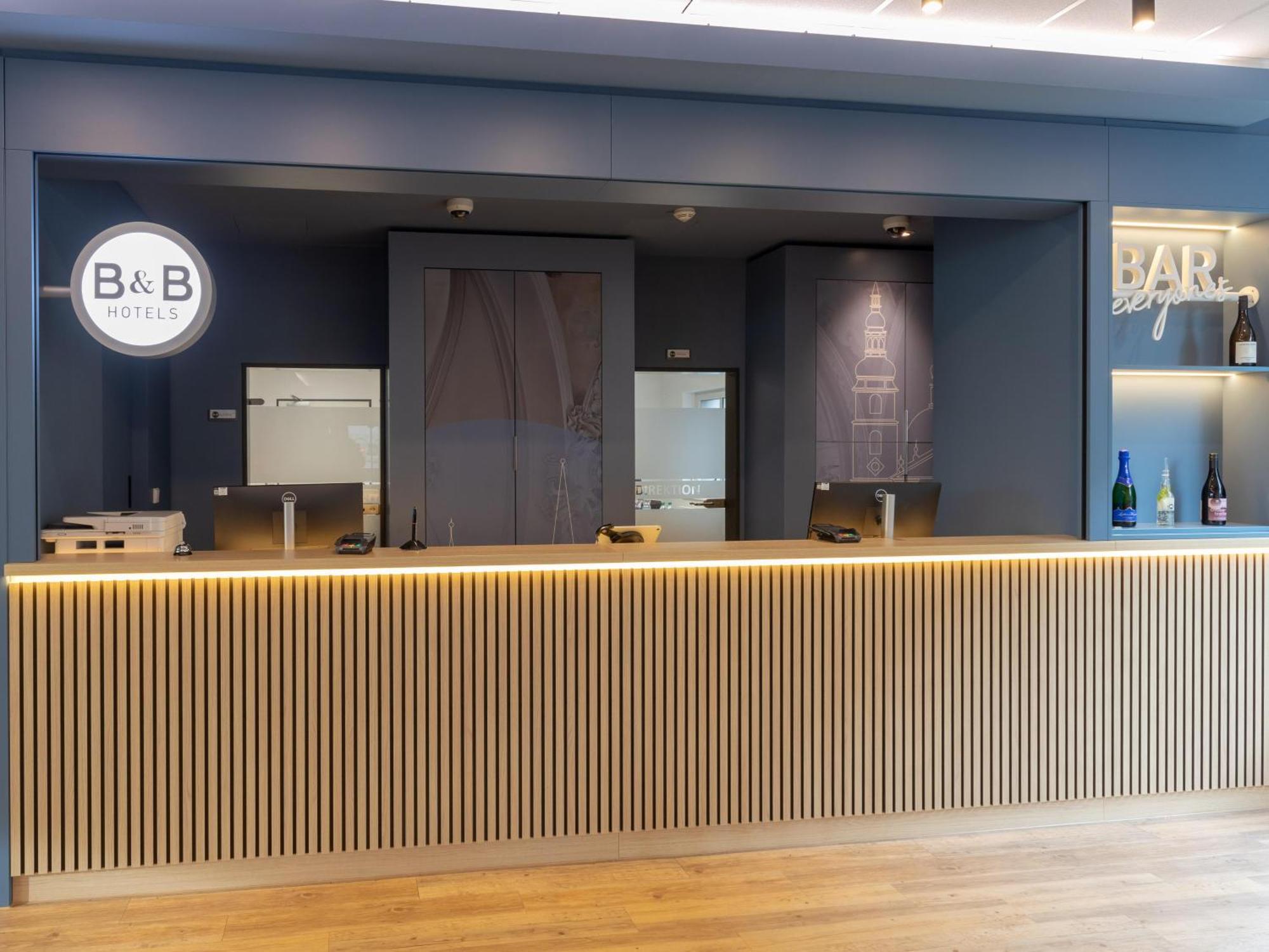 B&B Hotel Fulda-Hbf Экстерьер фото