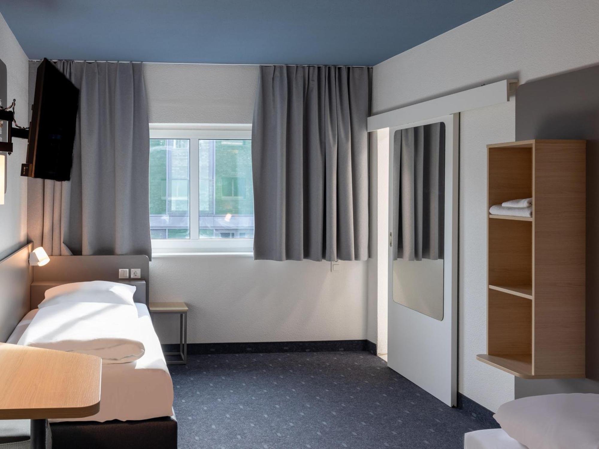 B&B Hotel Fulda-Hbf Экстерьер фото
