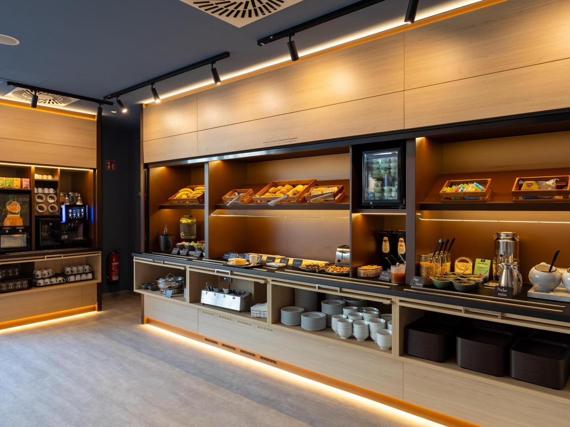 B&B Hotel Fulda-Hbf Экстерьер фото