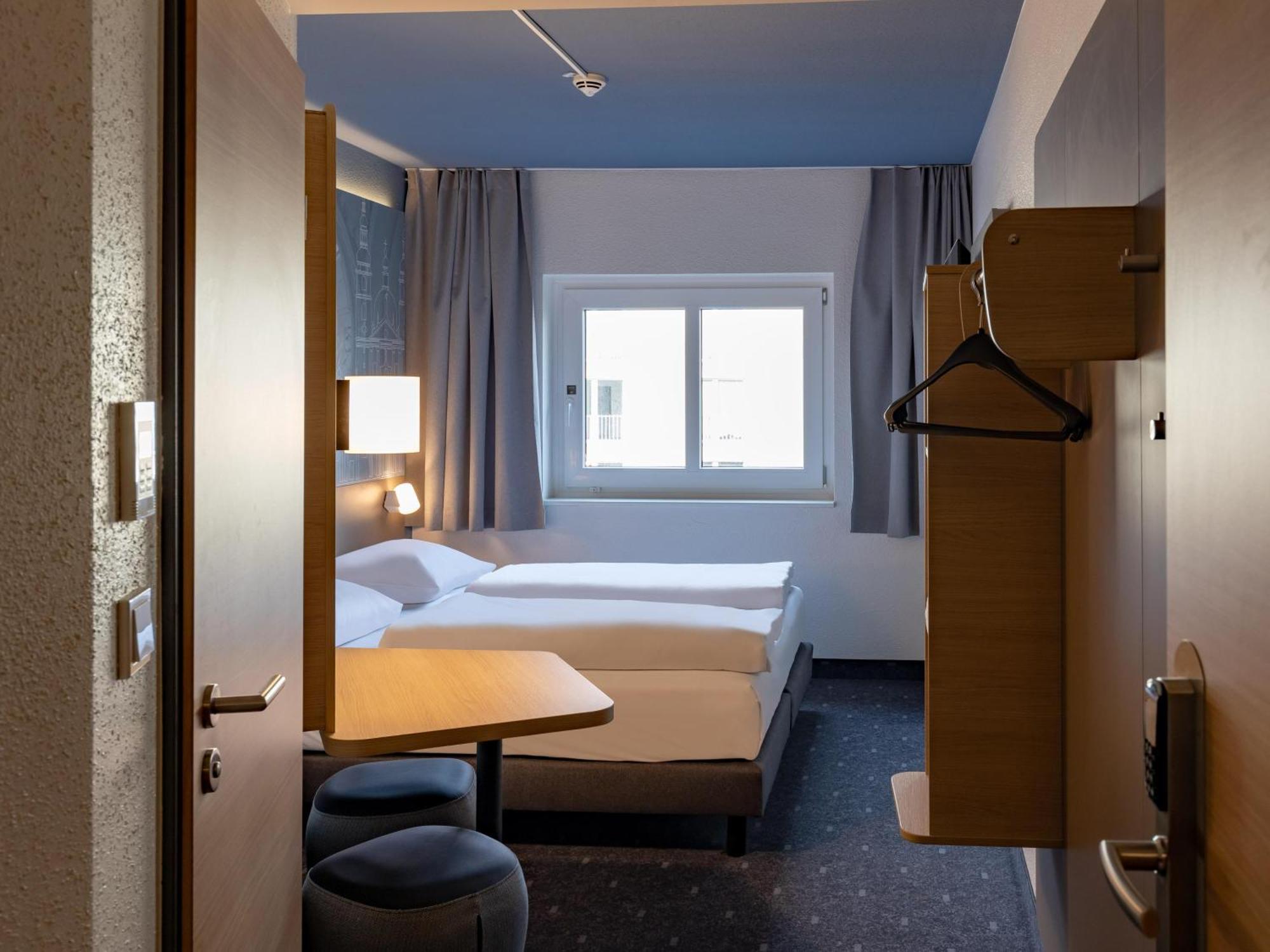 B&B Hotel Fulda-Hbf Экстерьер фото