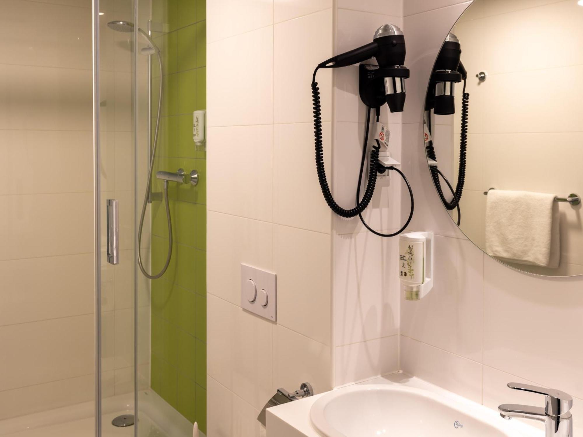 B&B Hotel Fulda-Hbf Экстерьер фото